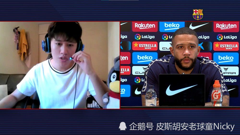 尽管格列兹曼和马德里竞技的合同中有一项解约条款，但事实上球员的注意力只在马竞身上，他热爱这家俱乐部。